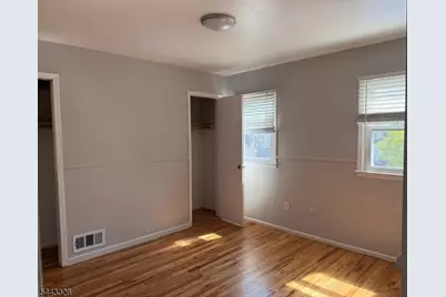 17 Daka Ct, Bloomfield, NJ 07003 - Photo 5