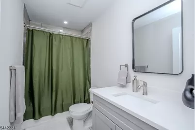 20 Lincoln Avenue Erl, Gloucester Township, NJ 08081 - Photo 37