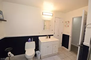 567 Foothill Rd, Bridgewater, NJ 08807 - Photo 27