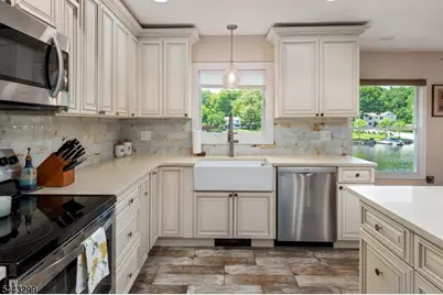3 Allaire Rd, West Milford, NJ 07421 - Photo 11