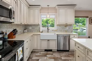 3 Allaire Rd, West Milford, NJ 07421 - Photo 11