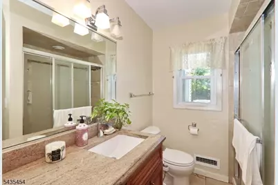 126 N 20th St, Kenilworth, NJ 07033 - Photo 7