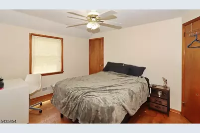126 N 20th St, Kenilworth, NJ 07033 - Photo 9