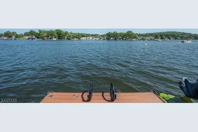 33 S Lakeside Ave, Jefferson Township, NJ 07849 - Photo 21