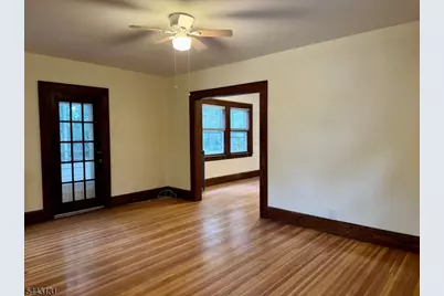 15 Walnut Pkwy #1, Montclair, NJ 07042 - Photo 5
