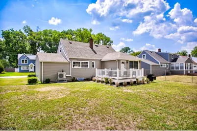 448 Warfield Rd, North Plainfield, NJ 07063 - Photo 23