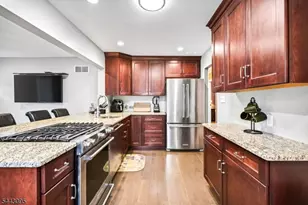 448 Warfield Rd, North Plainfield, NJ 07063 - Photo 9