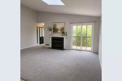 18 Ridgedale Dr, Clinton Township, NJ 08801 - Photo 5