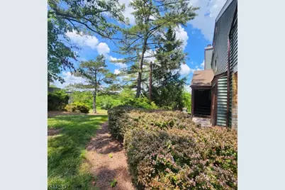 18 Ridgedale Dr, Clinton Township, NJ 08801 - Photo 3
