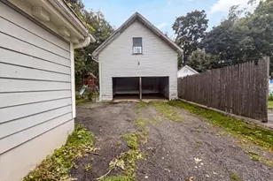 569 Berkeley Ave, Orange, NJ 07050 - Photo 43