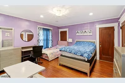 569 Berkeley Ave, Orange, NJ 07050 - Photo 29