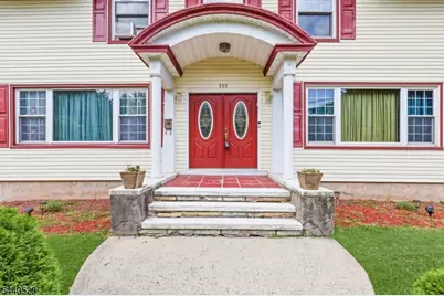 569 Berkeley Ave, Orange, NJ 07050 - Photo 3