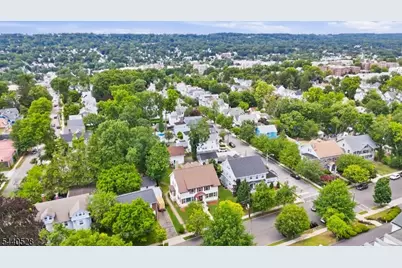 569 Berkeley Ave, Orange, NJ 07050 - Photo 45