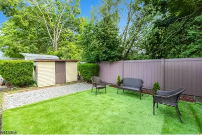 102 Dewey Ave, Totowa, NJ 07512 - Photo 13