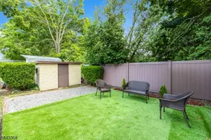 102 Dewey Ave, Totowa, NJ 07512 - Photo 13