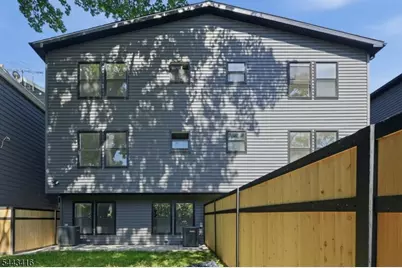 130 N 17th St, East Orange, NJ 07017 - Photo 45