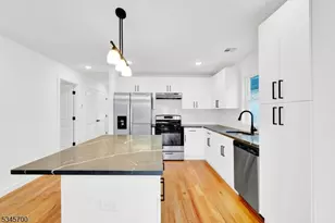 746 Seaport Dr., Elizabeth, NJ 07201 - Photo 5
