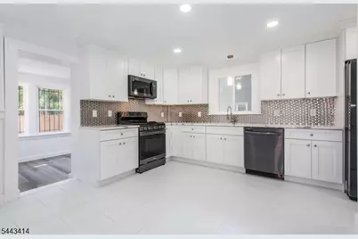 57 Goldsmith Ave, Newark, NJ 07112 - Photo 3