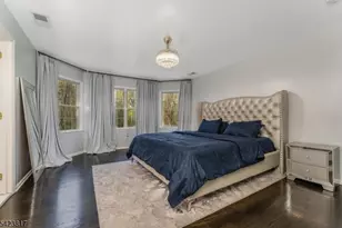 722 County Rd 579, Raritan Township, NJ 08822 - Photo 23