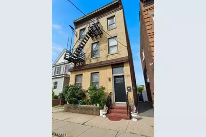 115 Columbus Pl #3, Roselle Park, NJ 07204 - Photo 1