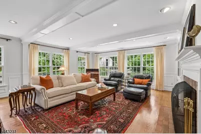 638 Mountain Ave, Berkeley Heights Township, NJ 07922 - Photo 3