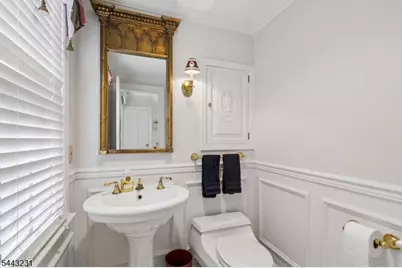 638 Mountain Ave, Berkeley Heights Township, NJ 07922 - Photo 17