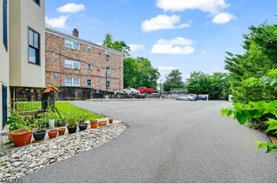 52 Elm St, Morristown, NJ 07960 - Photo 21