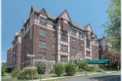 55 Randolph Place Unit #300, Orange, NJ 07079 - Photo 5