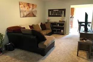327 Larch Ct, Raritan Township, NJ 08822 - Photo 3