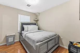 56 Vincent St, Newark, NJ 07105 - Photo 21