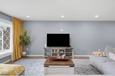 198 Cornell Ave, Rahway, NJ 07065 - Photo 9