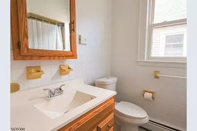 1010 Kilsyth Rd, Elizabeth, NJ 07208 - Photo 13