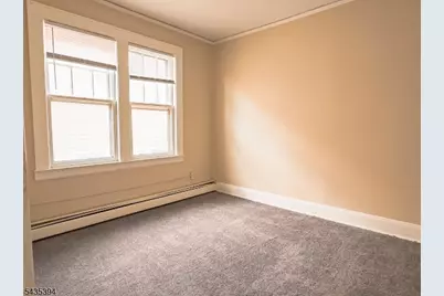 1010 Kilsyth Rd, Elizabeth, NJ 07208 - Photo 7