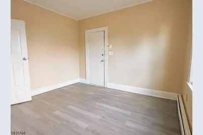 1010 Kilsyth Rd, Elizabeth, NJ 07208 - Photo 3