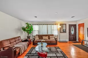 701 Denninger Rd, North Plainfield, NJ 07063 - Photo 5