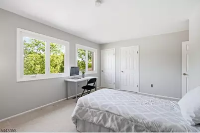 81 Canterberry Cir, Raritan Township, NJ 08822 - Photo 21