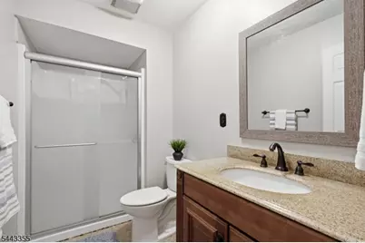 81 Canterberry Cir, Raritan Township, NJ 08822 - Photo 19