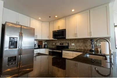 415 Newark St #5A, Hoboken, NJ 07030 - Photo 9
