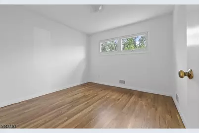 46 Daka Ct, Bloomfield, NJ 07003 - Photo 11