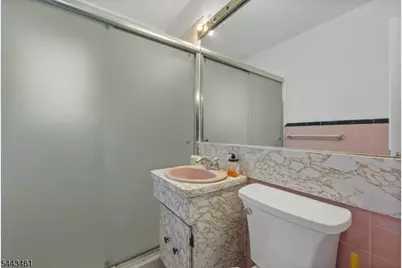 46 Daka Ct, Bloomfield, NJ 07003 - Photo 9