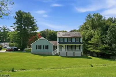12 Mountain View St, Hamburg, NJ 07419 - Photo 3