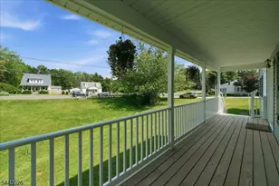 12 Mountain View St, Hamburg, NJ 07419 - Photo 5