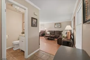 12 Mountain View St, Hamburg, NJ 07419 - Photo 7