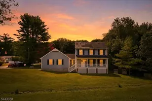 12 Mountain View St, Hamburg, NJ 07419 - Photo 1