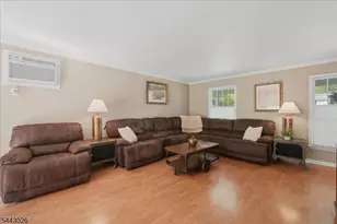 12 Mountain View St, Hamburg, NJ 07419 - Photo 9