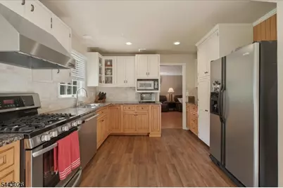 12 Mountain View St, Hamburg, NJ 07419 - Photo 13