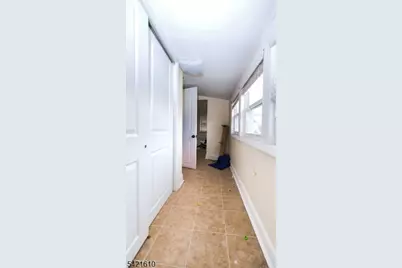 824 Chestnut St, Roselle, NJ 07203 - Photo 25