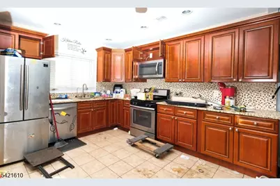 824 Chestnut St, Roselle, NJ 07203 - Photo 13