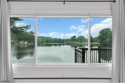 3 Duck Point Trl, Jefferson Township, NJ 07885 - Photo 7