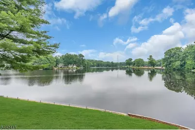 3 Duck Point Trl, Jefferson Township, NJ 07885 - Photo 35